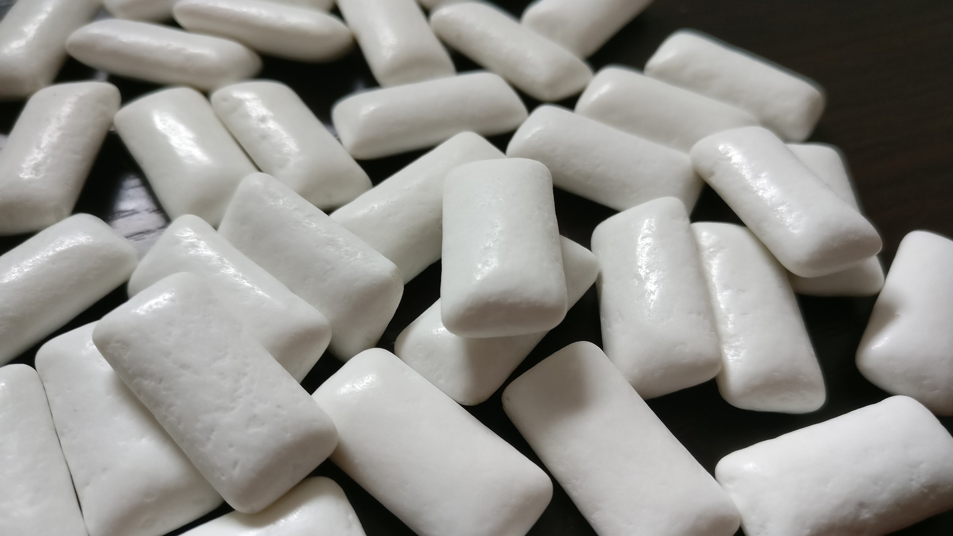 Chewing-gums : le xylitol est le principal édulcorant des chewing-gums.