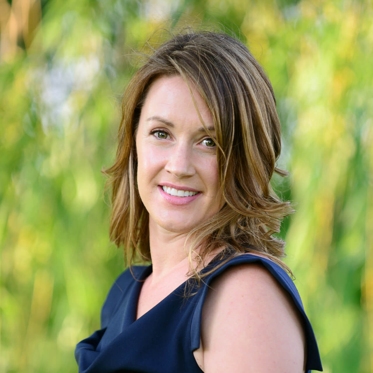 Headshot of Annie Peterson