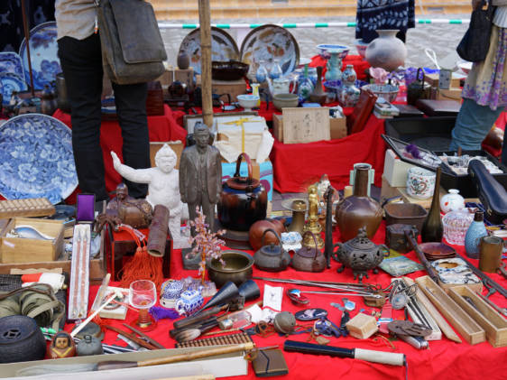 Machida Tenmangu Antique Fair