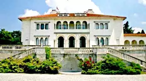 Royal Compound