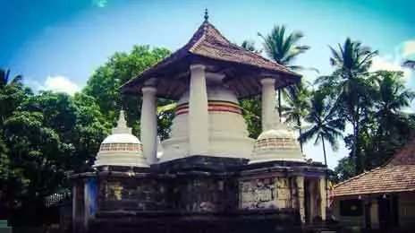 Gadaladeniya Temple Junction