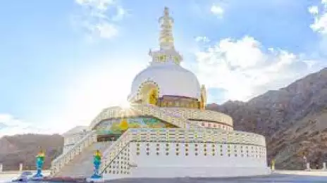 Shanti Stupa