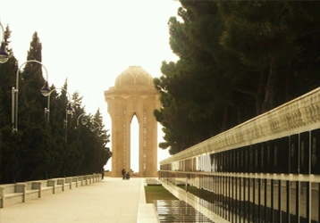 Memory Alley “Shehidler Khiyabany”, Baku
