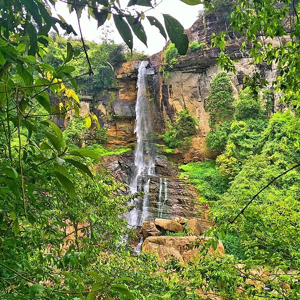 Ramboda Falls