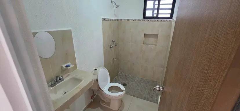 CASA RECIÉN RENOVADA EN VENTA | GIRASOLES DE OPICHÉN, MÉRIDA — foto 6 de 7