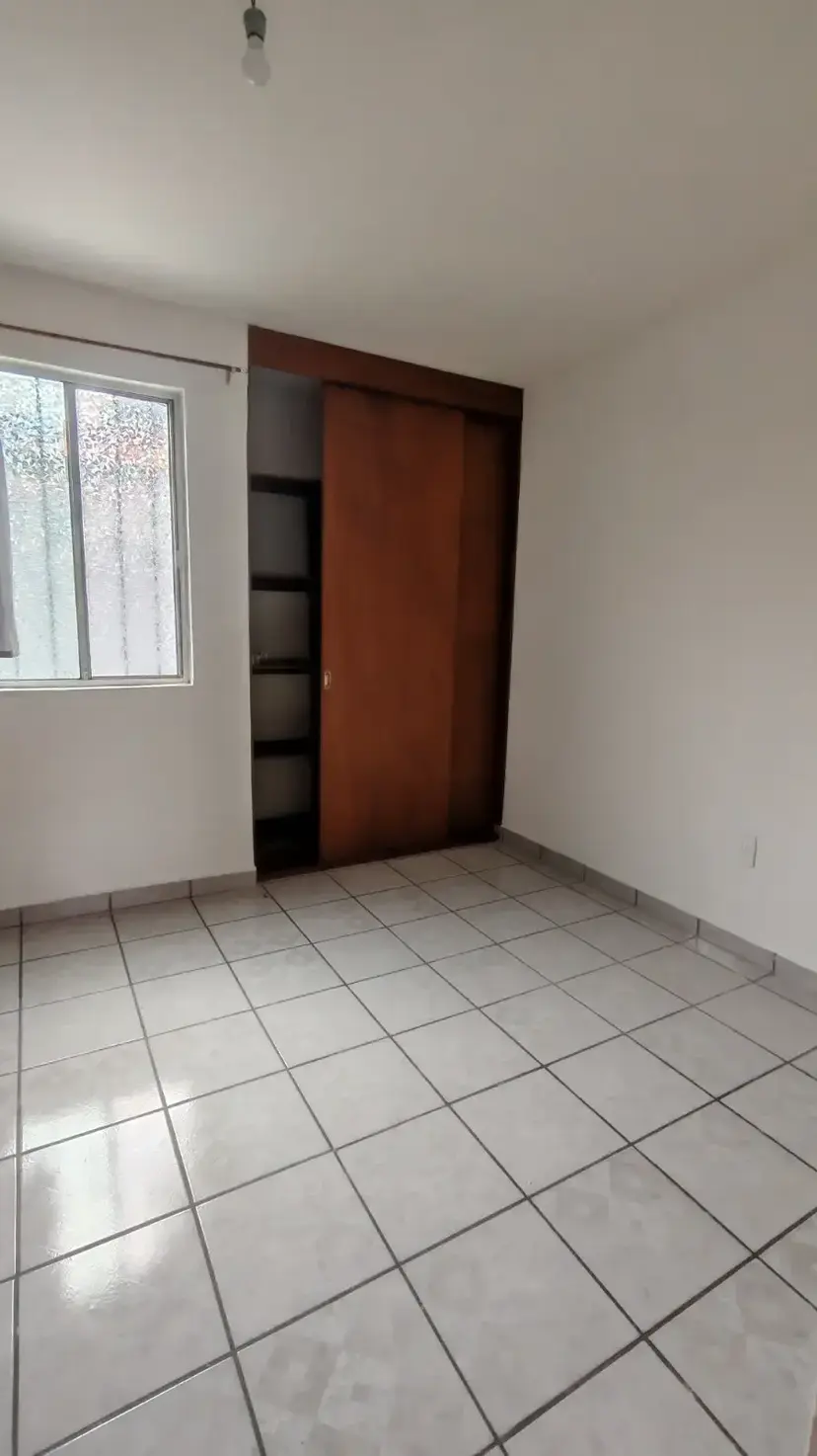 Casa en venta de 2 recámaras en La Joya, Morelia, Michoacán a pocos minutos de Casa De Gobierno — foto 6 de 9