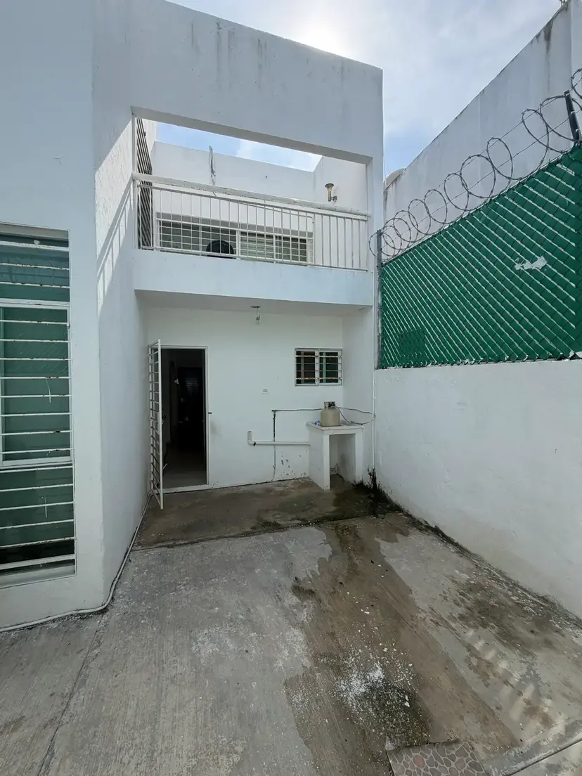 Se vende casa en Cancún🏡✅ excelente ubicación, compra tu casa, invierte en tu futuro, la casa de tus sueños ‼️ — foto 10 de 14