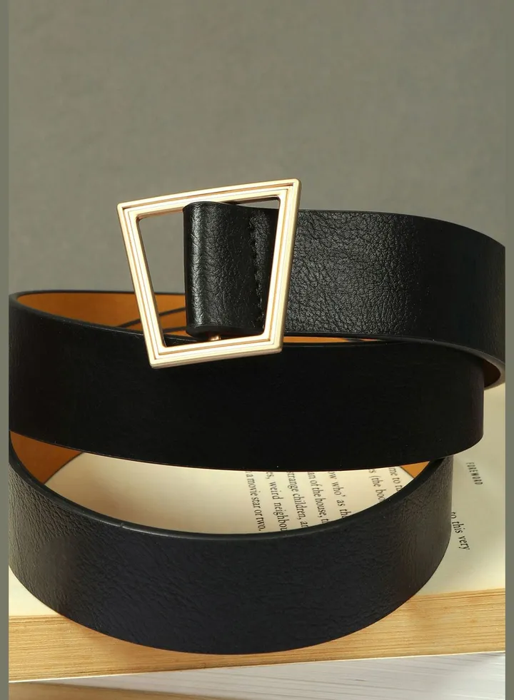 Casual Belt with Buckle Detail