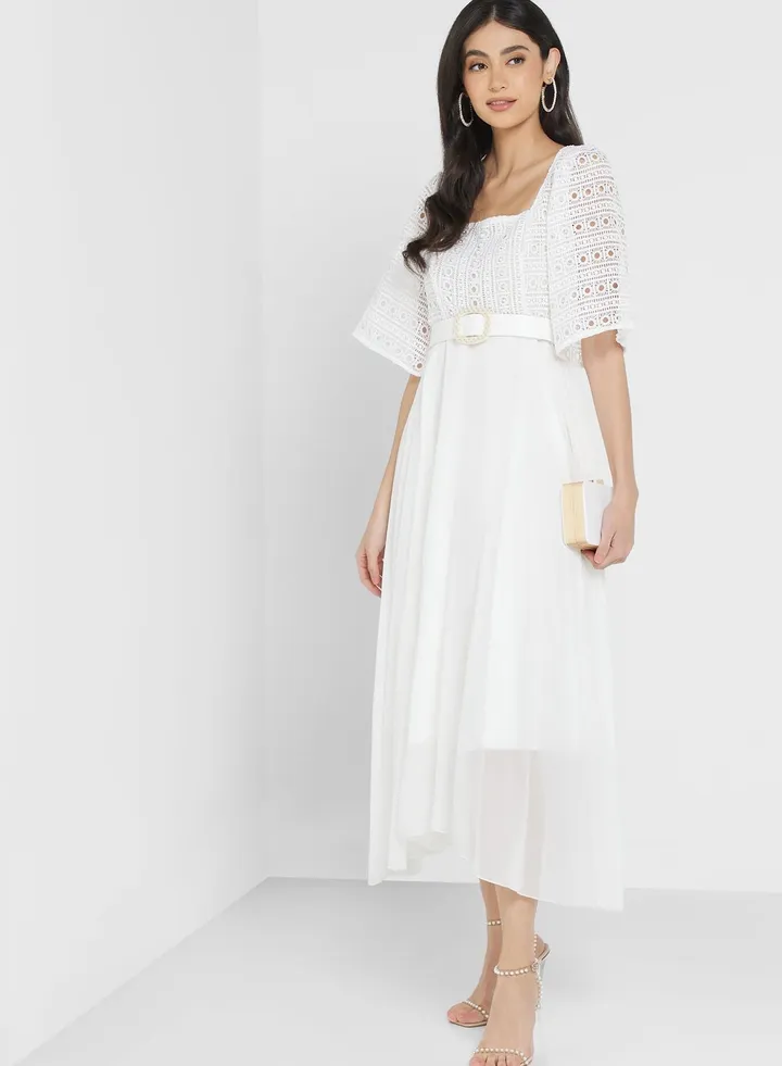 Lace Detail Chiffon Dress
