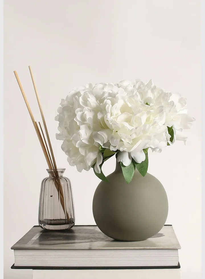 Decorative Hydrangea Faux Artificial Flower Bouqet