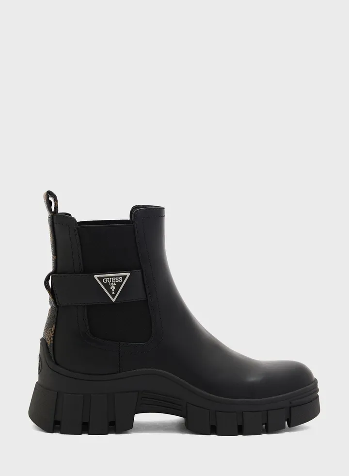 Hensly Ankle Boots