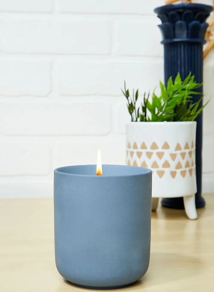 Calm Candle
