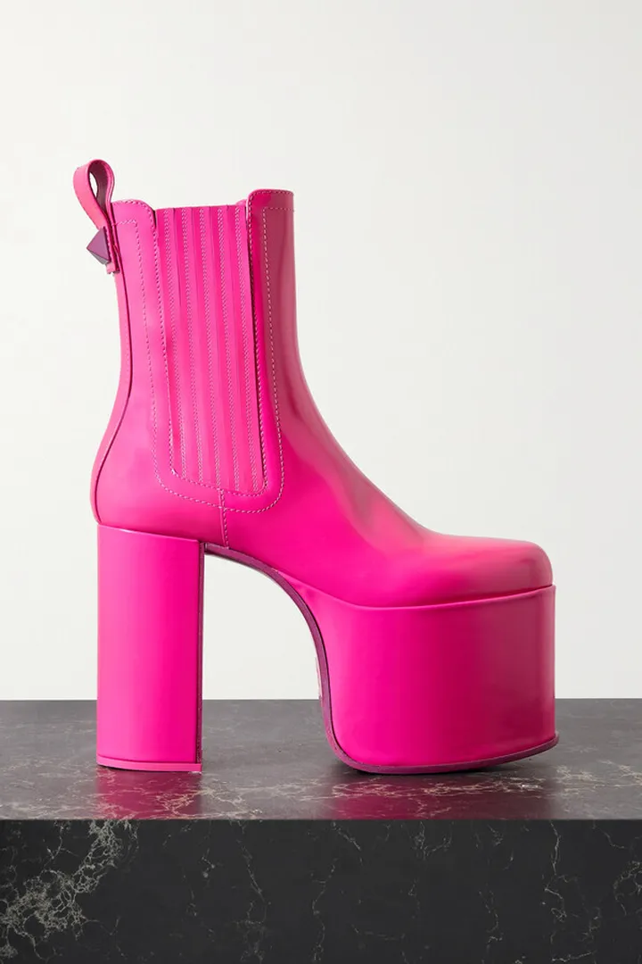 Valentino Garavani - Valentino Garavani Club Beatle 125 Patent-leather Platform Ankle Boots - Pink