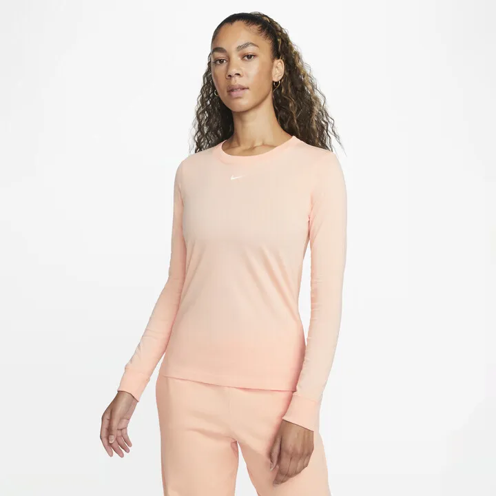 Women's Nike Sportswear Long-Sleeve T-Shirt in Pink