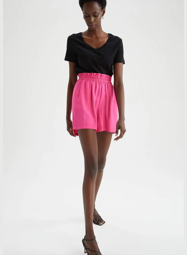 Woman Paperbag Woven Short