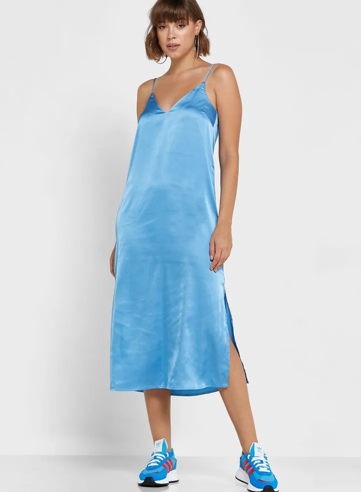 Side Slit Strappy Knitted Dress