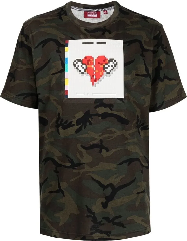 No More Heartbreaks camouflage-print T-Shirt