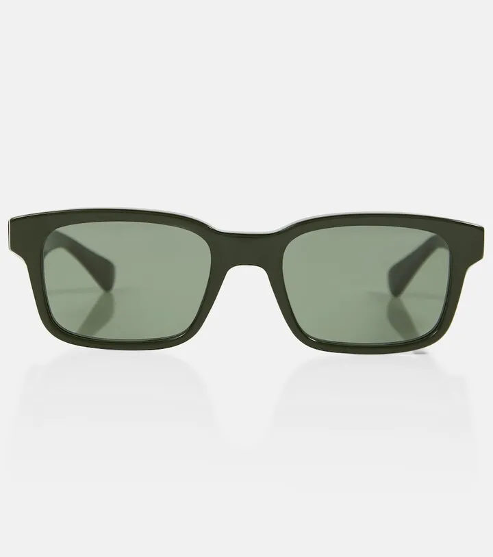 Rectangular sunglasses