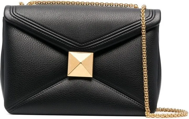 Rockstud quilted shoulder bag