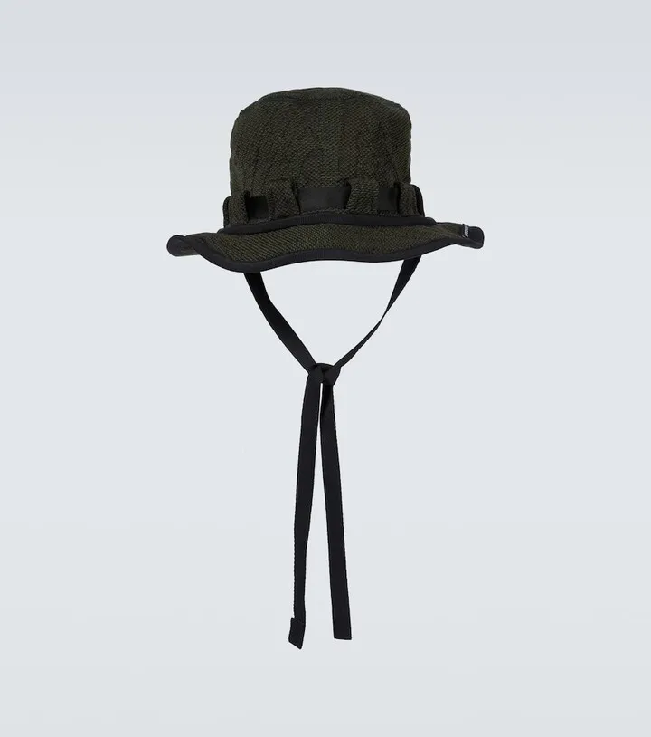 Bucket hat