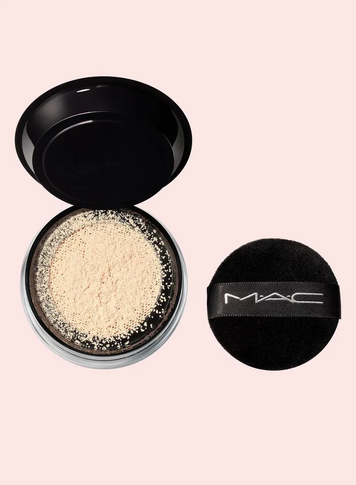 Studio Fix Micro Veil Loose Powder - Light
