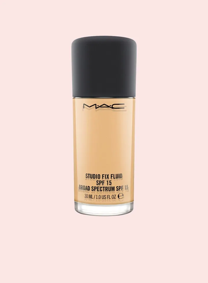 Studio Fix Fluid SPF 15 Foundation - NC27
