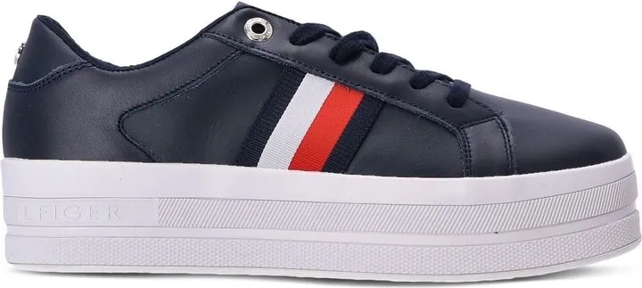 Signature platform leather sneakers