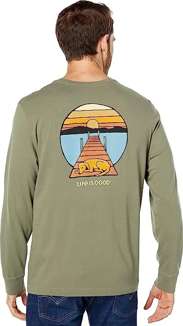 Life is Good Dock Dog Sunset Long Sleeve Crusher Tee (Moss Green) Men's Clothing