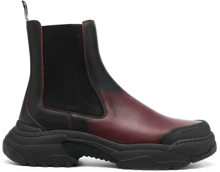 slip-on Chelsea boots