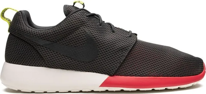 Roshe Run low-top sneakers