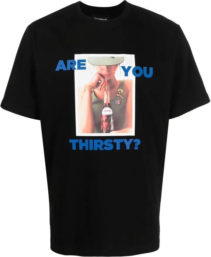 graphic-print short-sleeved T-shirt