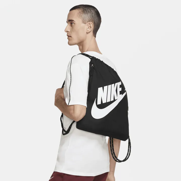 Nike Unisex Heritage Drawstring Bag (13L) in Black