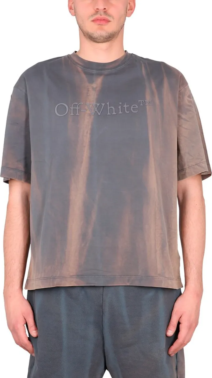 Bookish Laund T-shirt