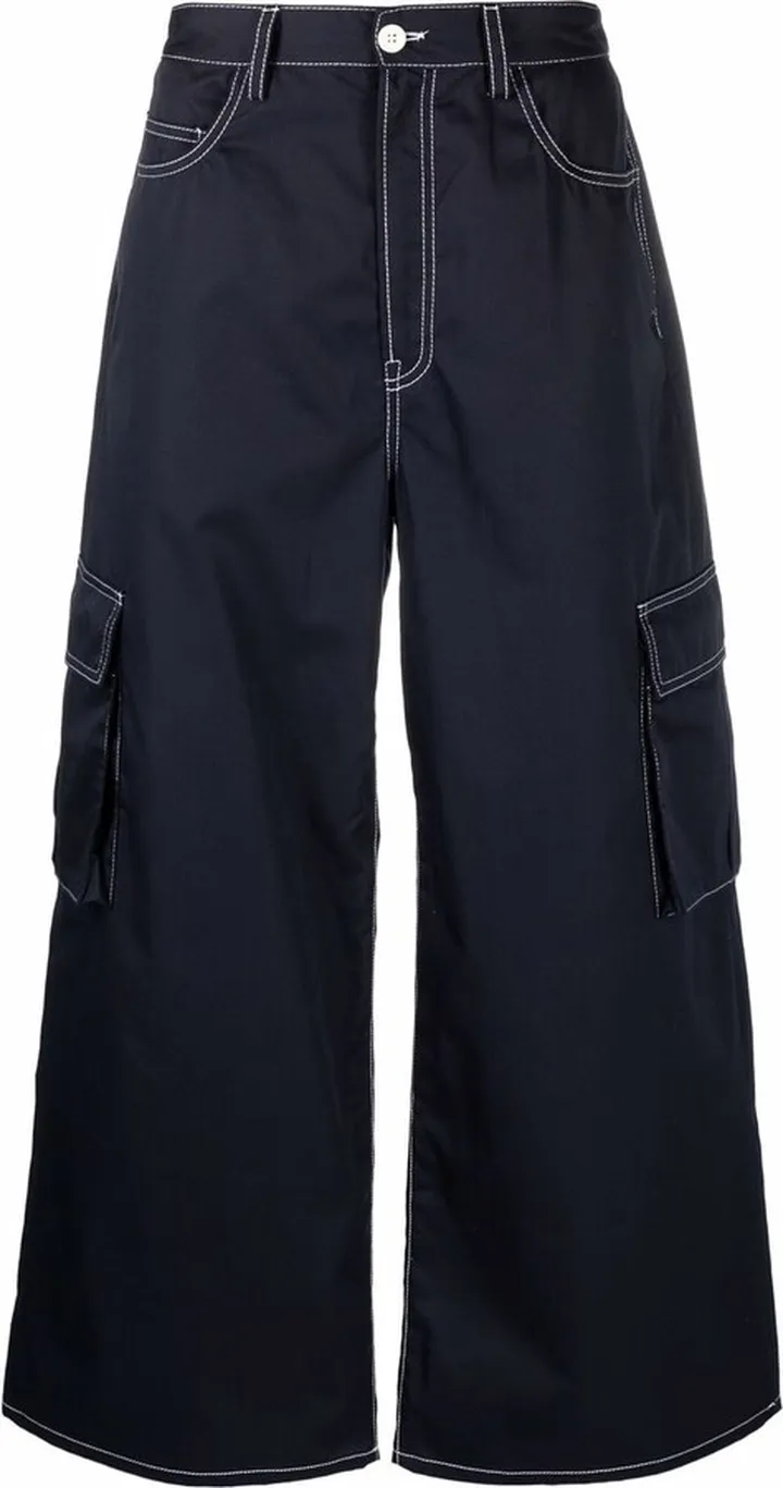 Cargo-Pocket Wide-Leg Jeans
