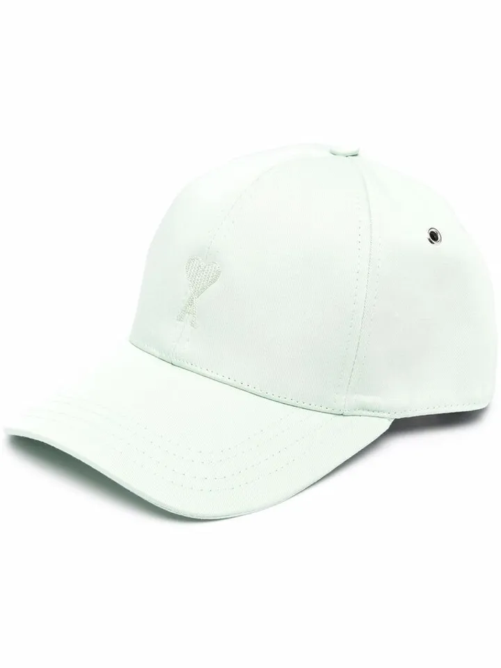 Ami de Coeur cap