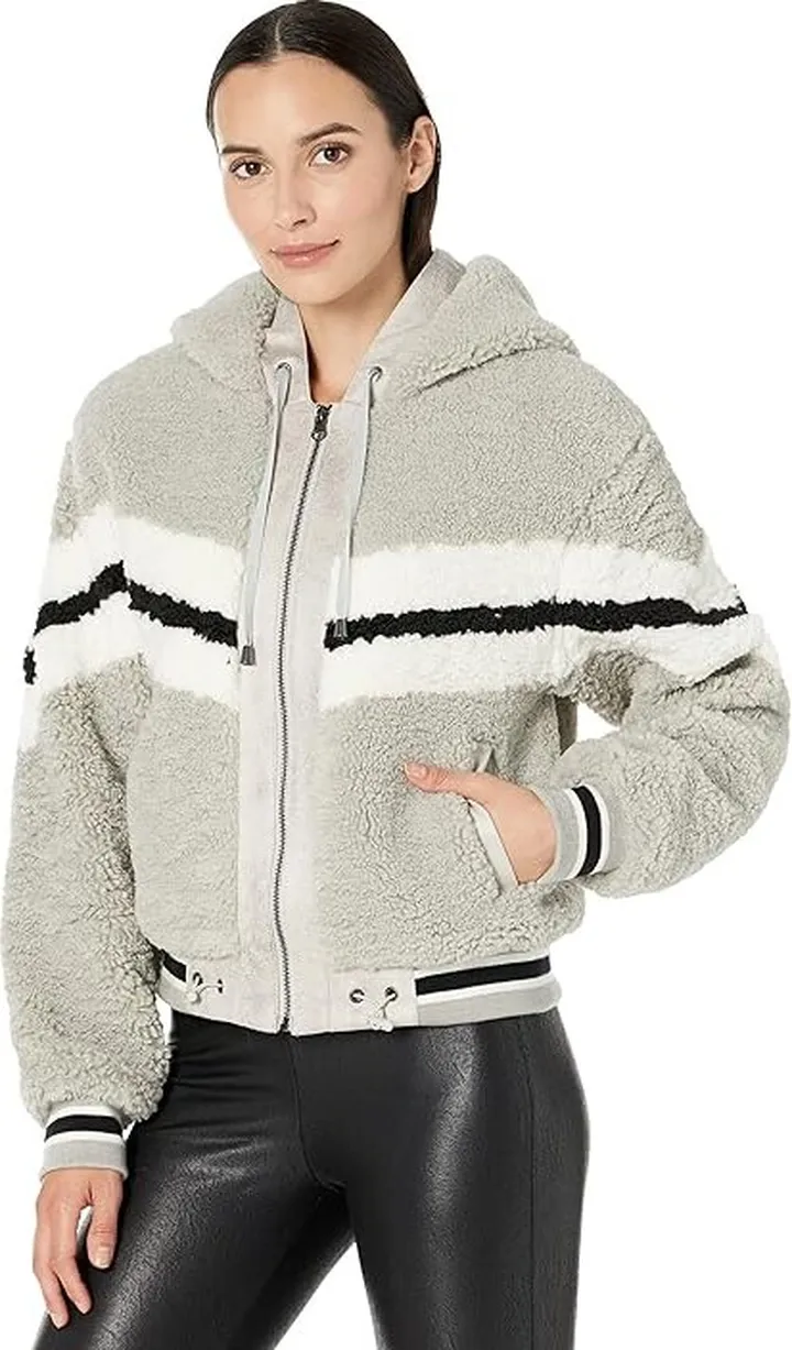 Blanc Noir Faux Fur Cropped Hoodie (Vapor Blue) Women's Clothing