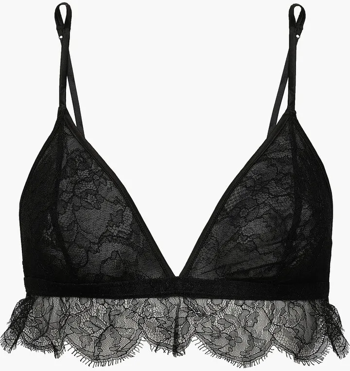 Scalloped lace triangle bra