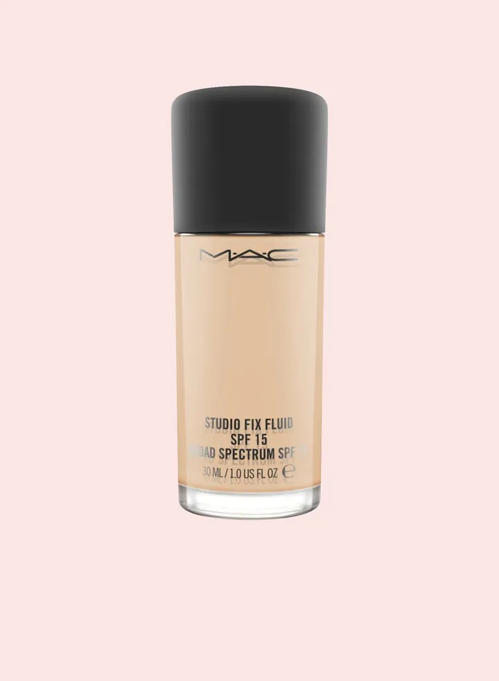 Studio Fix Fluid SPF 15 Foundation - NW15