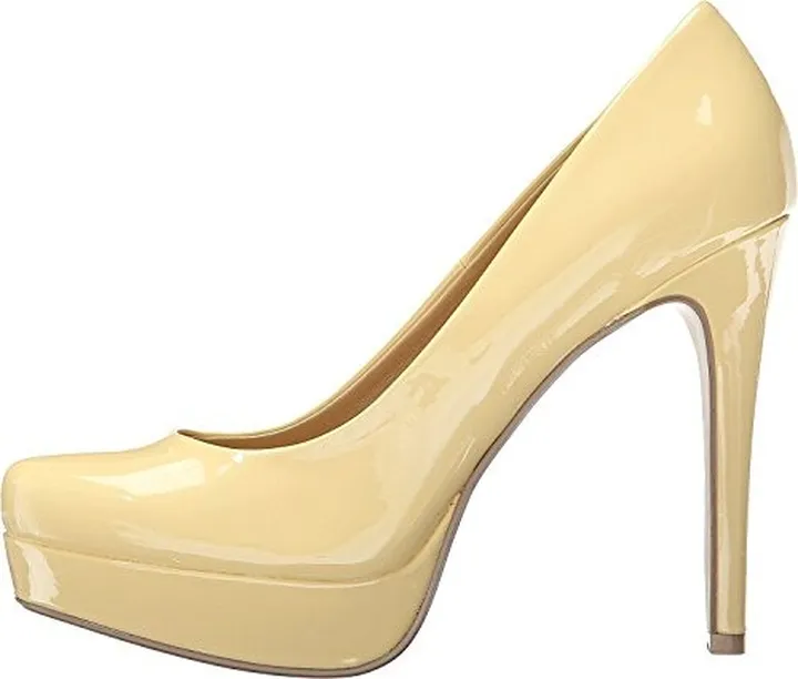 Chinese Laundry Women's Platform Pump
