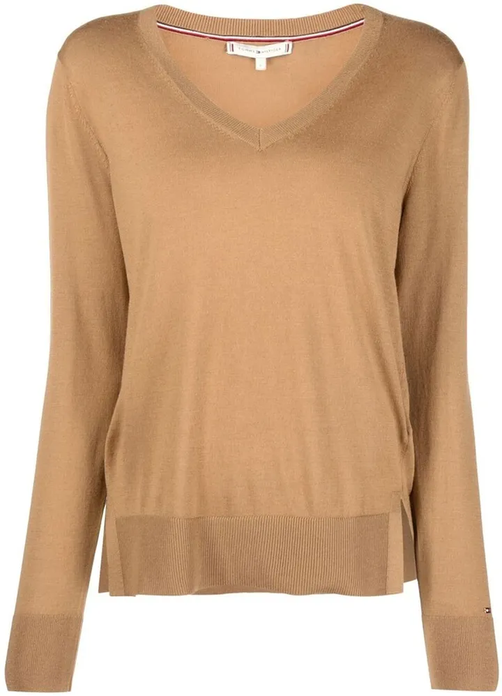 V-neck fine-knit jumper