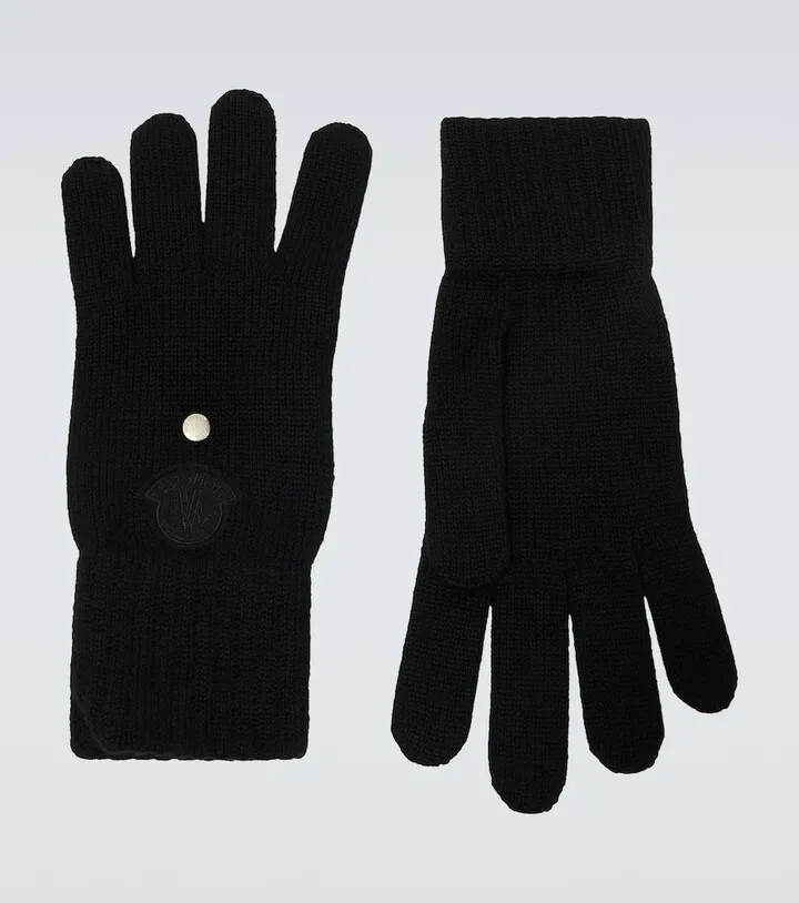 6 Moncler 1017 Alyx 9sm gloves