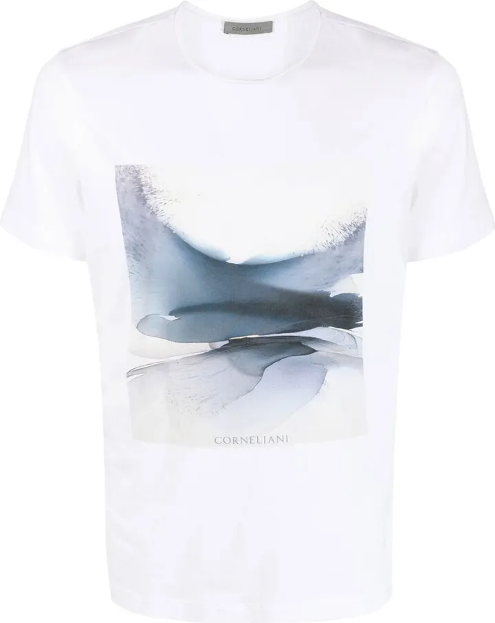 graphic-print T-shirt