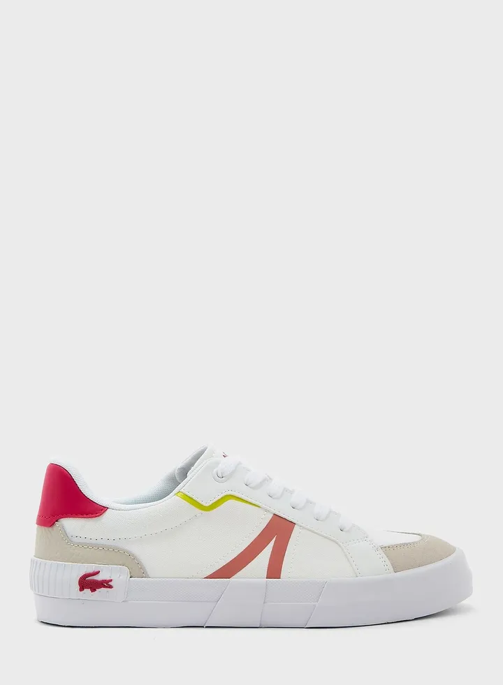 L004 223 2 Low Top Sneakers