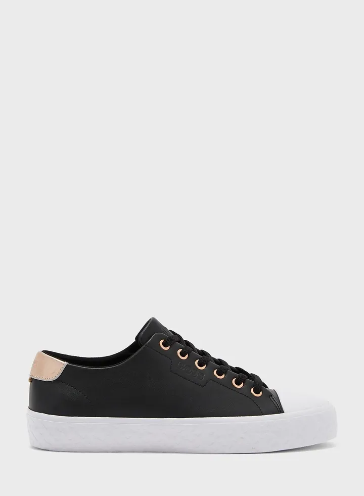 Aidenm Low-Top Sneakers