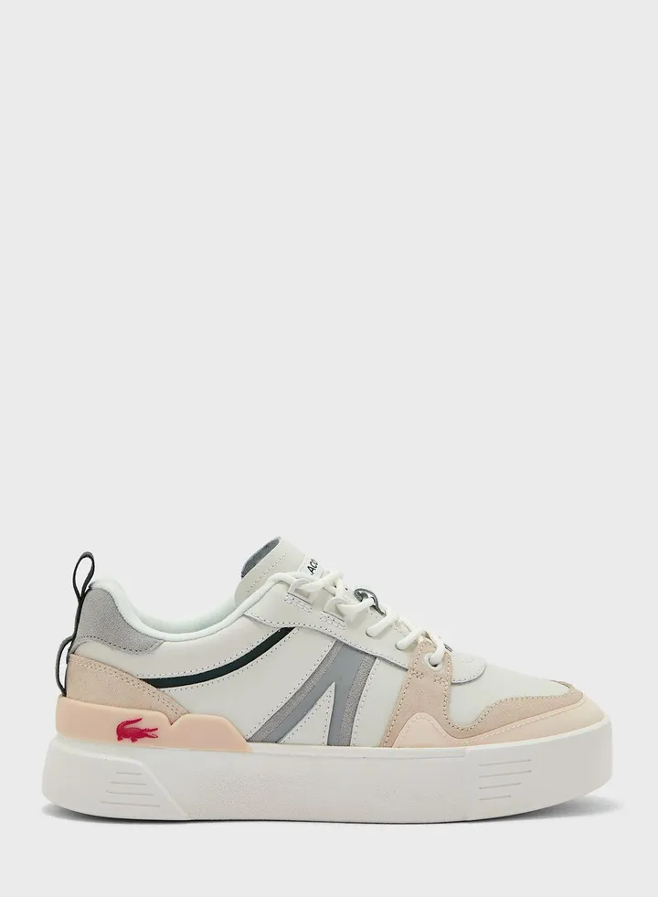 L002 223 4 Low Top Sneakers