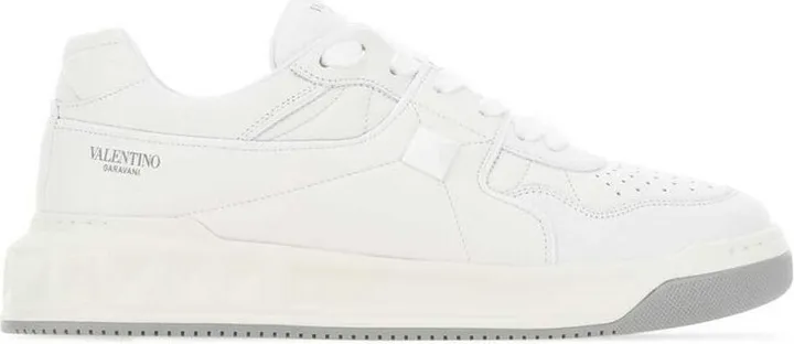 Valentino Garavani One Stud Low-Top Sneakers
