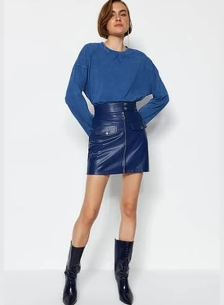 Indigo Belt and Zipper Detail Faux Leather Mini-Weave Mini Skirt TWOAW21ET0065.