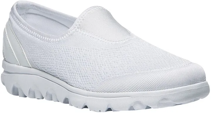 TravelActiv Slip-On Sneaker