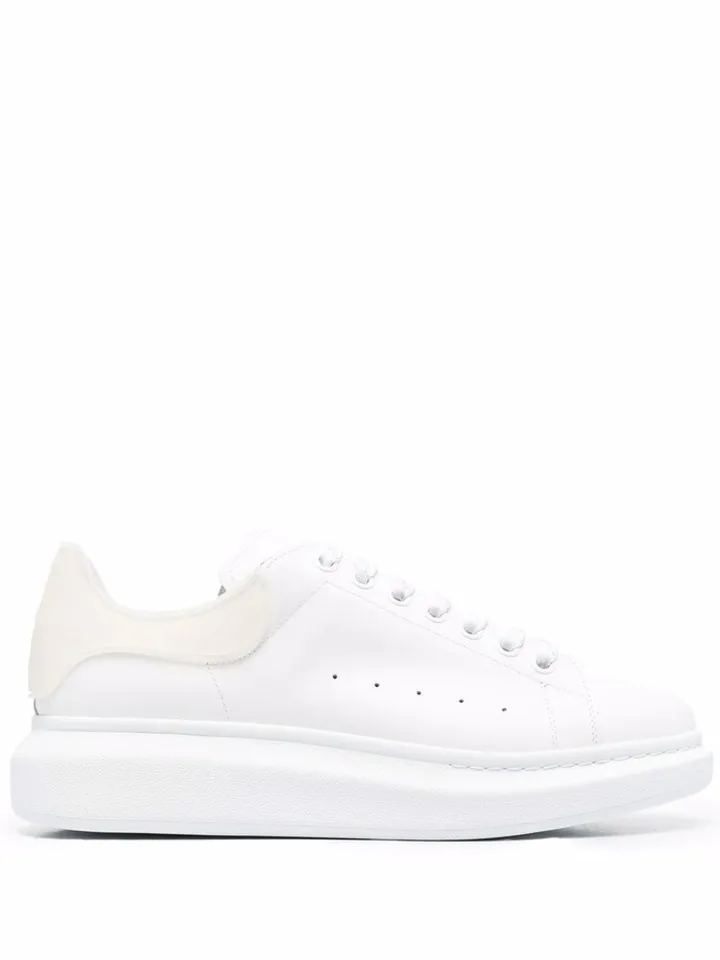 Oversized low-top sneakers