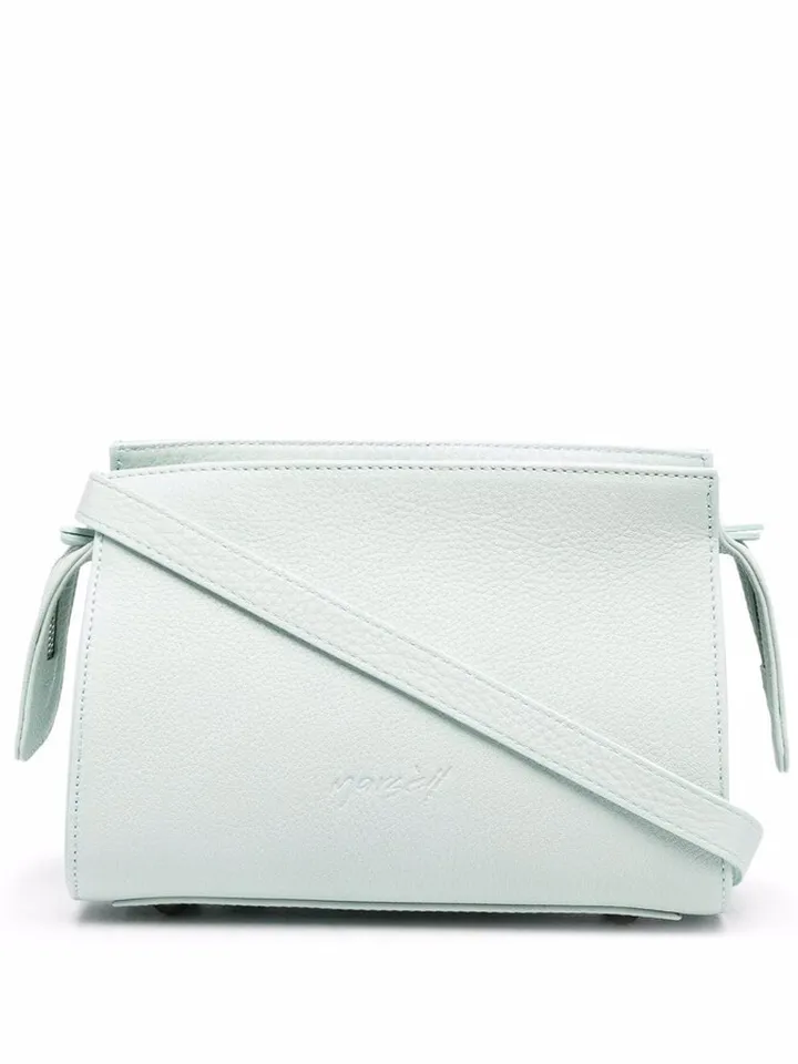 Curvina shoulder strap